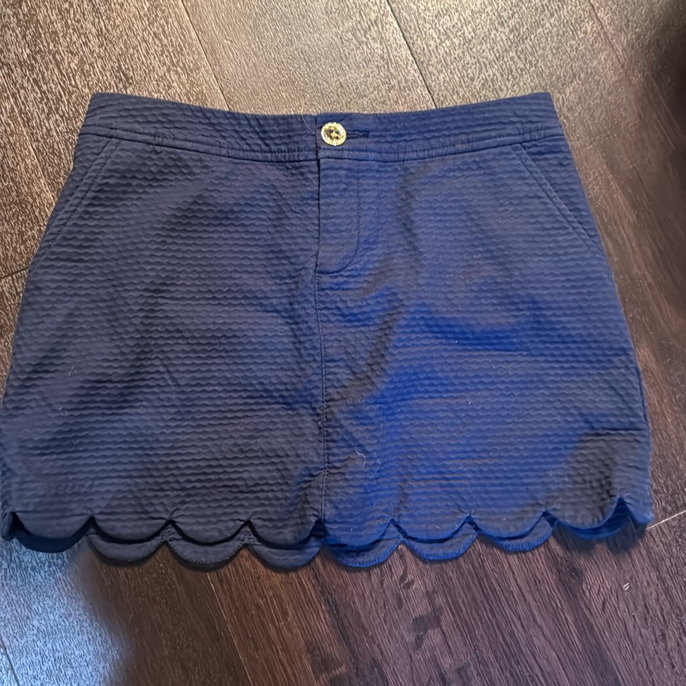 Lily Pulitzer navy skort with scalloped detail